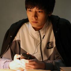 黑司祭们 - mABlfQzHdsD8E1HopoDnUx1jLxh.jpg