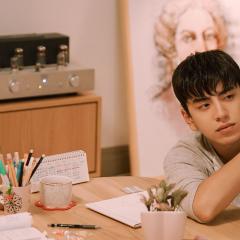 一吻定情 - dgGJj8gOk3bOVlkVtW0AgneleoI.jpg