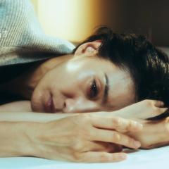 纸之月 - 8lqNnrE3wwo10KW7a8BjGChAmFh.jpg