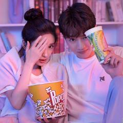 爱情应该有的样子 - vmR89e6zKkuf1JJvP3ydaeTOnnT.jpg