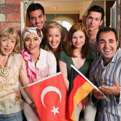 Türkisch für Anfänger - fio849ySK2s4RXG8ubodv9OhXTq.jpg